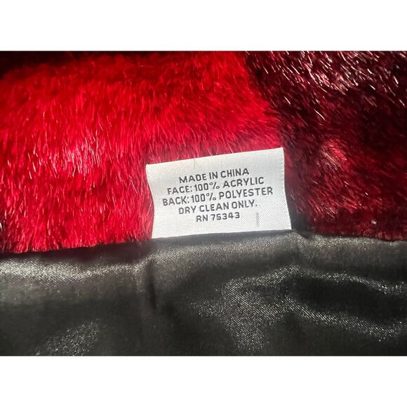Buffalo Plaid Faux Fur Christmas Tree Skirt Large Red/Black "Well Dressed Home" - Picture 5 of 9
